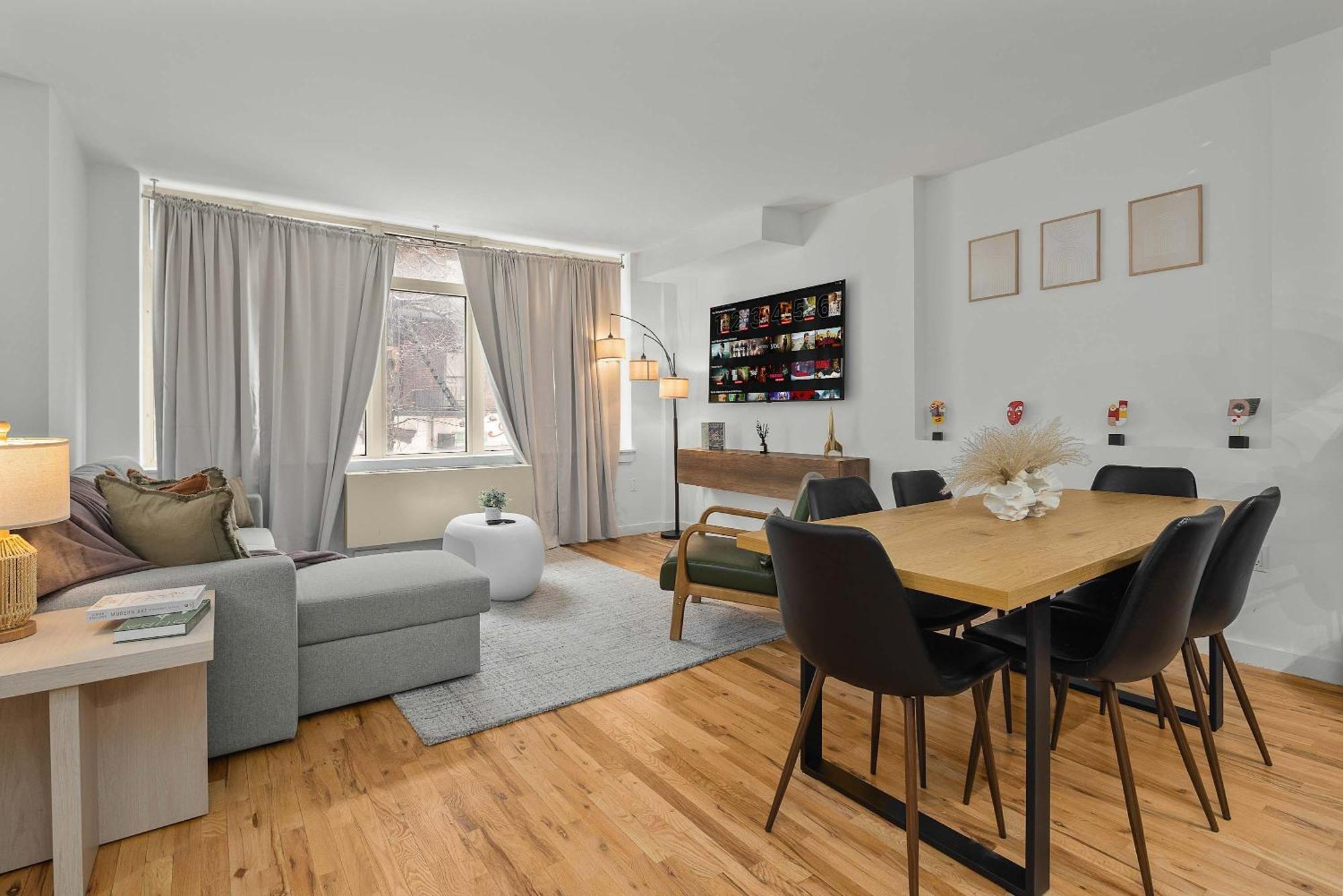Spacious 2br Steps From Times Square & Broadway Appartement New York